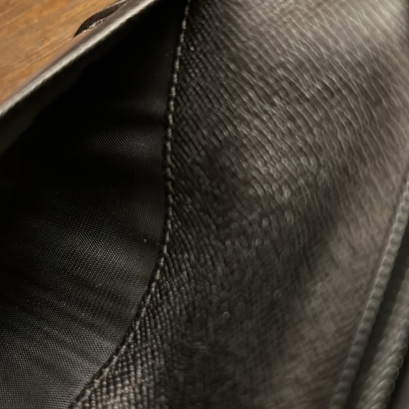 EUC CELINE WALLET BROWN & BLACK W/ HORSE & CARRIAGE - Picture 10 of 13